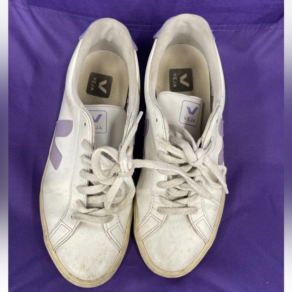 Women's Sz 9 M Veja Esplar Leather Lace Up Low Top Sneaker
